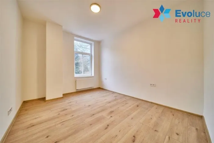 Prodej bytu 2+kk, Trutnov - Horní Staré Město, Horská, 45 m2