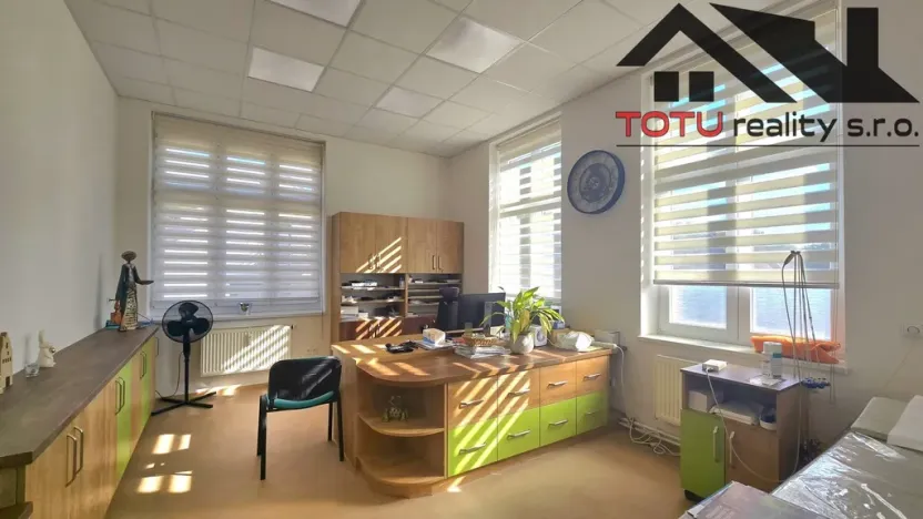 Prodej ordinace, Hronov, Havlíčkova, 1174 m2