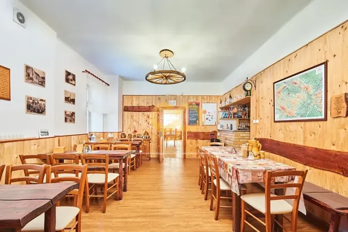 Prodej ubytování, Hoslovice, 468 m2