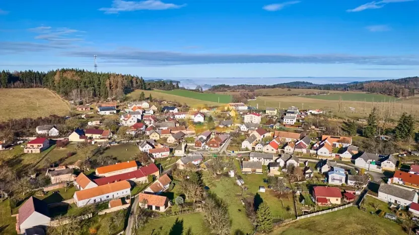 Prodej ubytování, Hoslovice, 468 m2