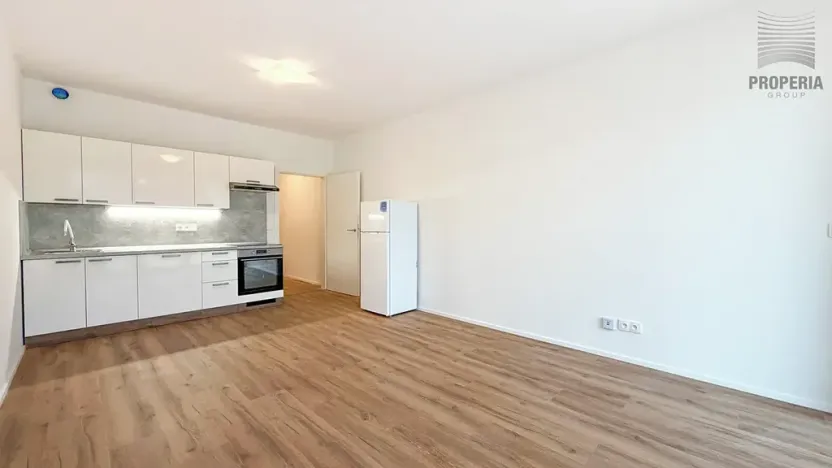 Pronájem bytu 1+kk, Znojmo, Jarošova, 35 m2