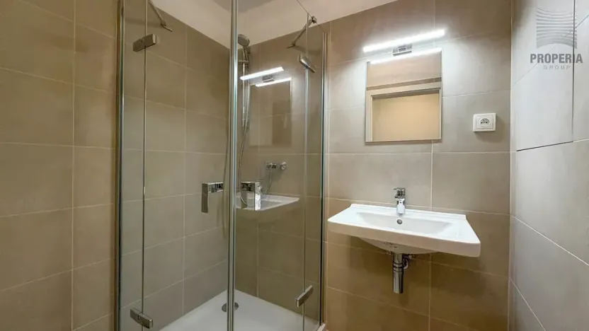 Pronájem bytu 1+kk, Znojmo, Jarošova, 35 m2