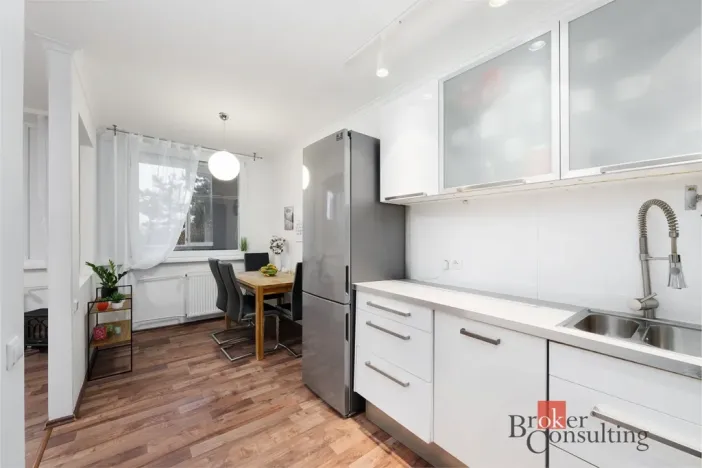 Prodej bytu 3+1, Praha - Černý Most, Doležalova, 78 m2