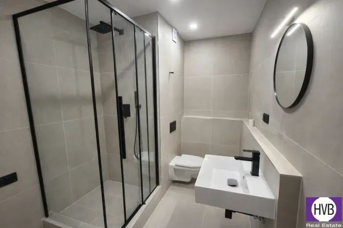 Pronájem bytu 2+kk, Praha, Hvězdova, 42 m2