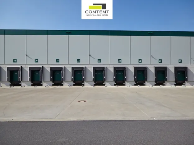 Pronájem skladu, Říčany - Jažlovice, Zděbradská, 20940 m2