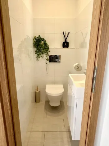 Pronájem bytu 3+kk, Praha - Holešovice, Tusarova, 76 m2