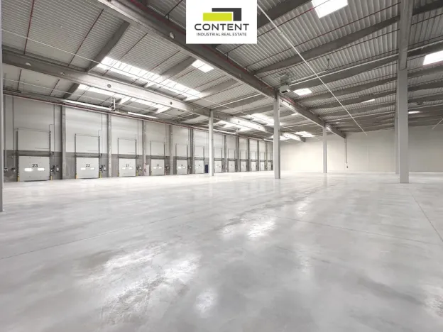 Pronájem skladu, Vrskmaň, Průmyslová, 4300 m2