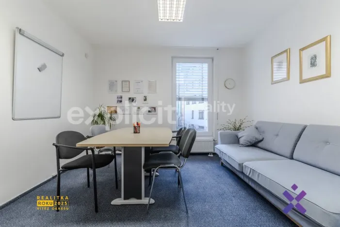 Pronájem obchodního prostoru, Uherské Hradiště, Otakarova, 173 m2