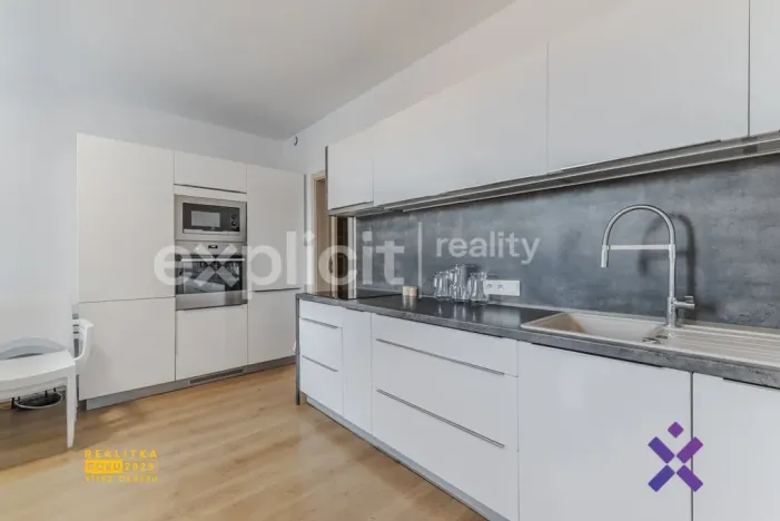 Pronájem obchodního prostoru, Uherské Hradiště, Otakarova, 107 m2