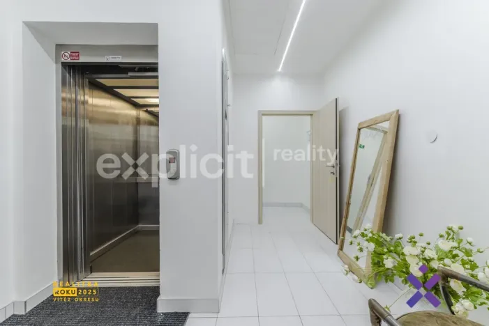 Pronájem obchodního prostoru, Uherské Hradiště, Otakarova, 107 m2