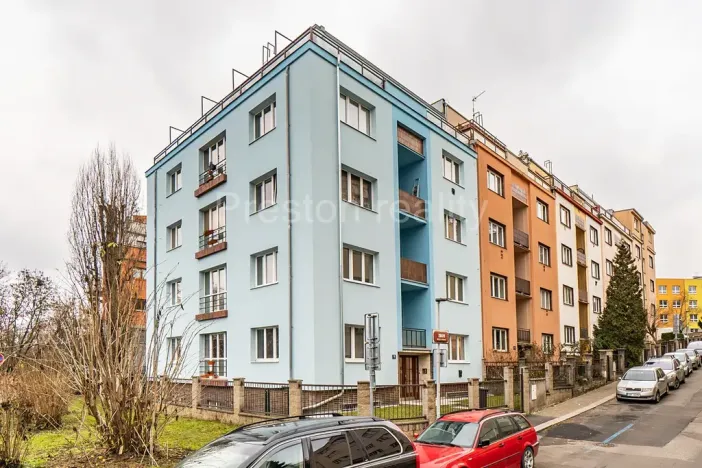 Pronájem bytu 1+1, Praha - Nusle, Zdaru, 45 m2
