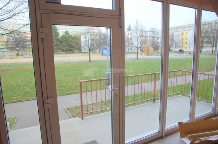 Prodej bytu 1+kk, Praha - Prosek, Veltruská, 35 m2