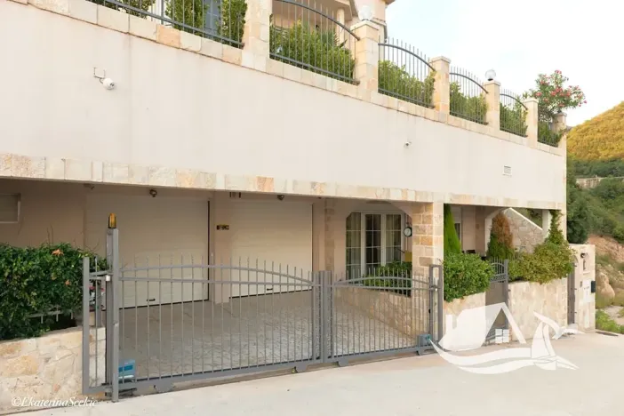 Prodej vily, Perazića Do, Černá Hora, 400 m2