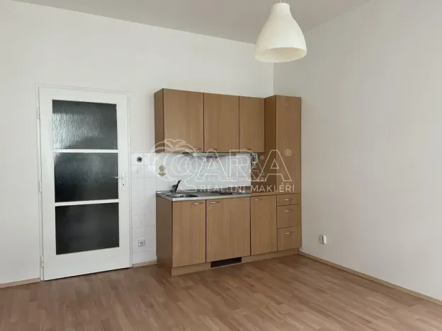 Pronájem bytu 1+kk, Praha, 24 m2