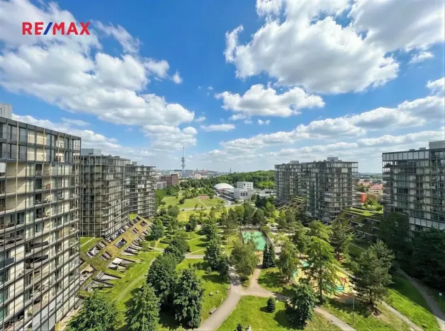 Pronájem bytu 4+kk, Praha - Žižkov, Ke kapslovně, 156 m2