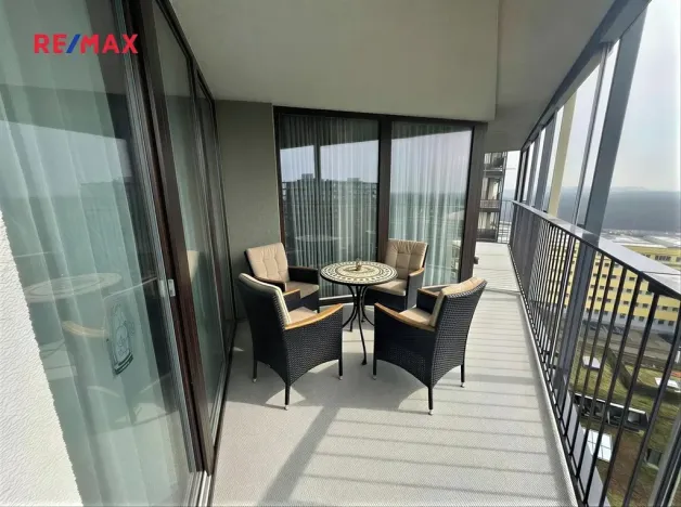 Pronájem bytu 4+kk, Praha - Žižkov, Ke kapslovně, 156 m2