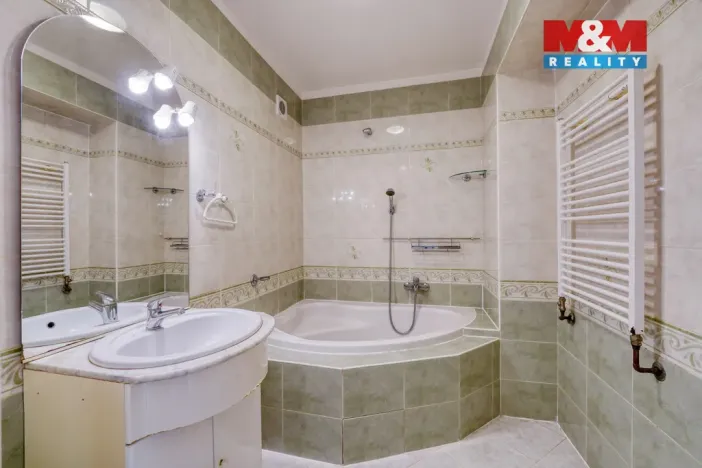 Prodej bytu 3+1, Plzeň - Východní Předměstí, Plzenecká, 80 m2