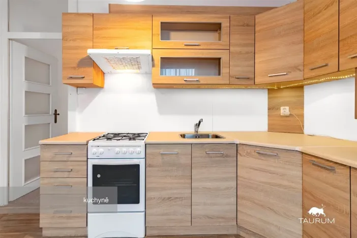 Prodej bytu 3+1, Holýšov, Pod Makovým vrchem, 71 m2