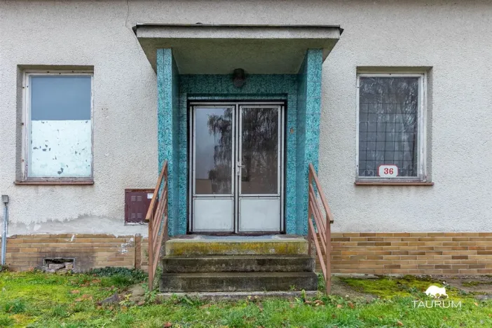 Prodej rodinného domu, Roupov, 525 m2