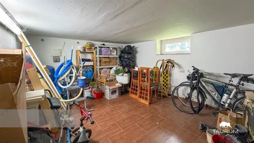 Prodej činžovního domu, Vysoký Újezd - Kuchař, K Silu, 260 m2