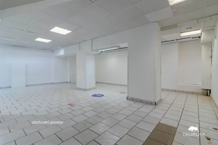 Prodej obchodního prostoru, Karlovy Vary, Vítězná, 147 m2