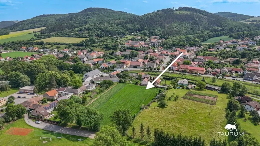 Prodej pozemku pro bydlení, Chodouň, 6761 m2