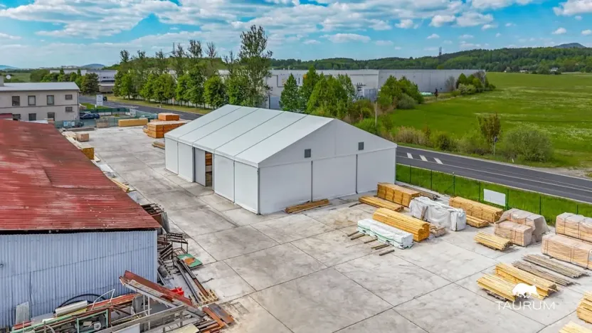 Prodej výrobních prostor, Zákupy, Nádražní, 21066 m2