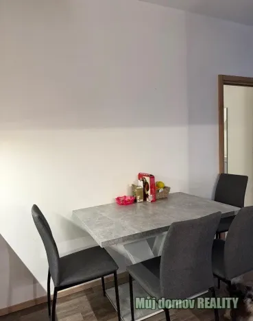 Pronájem bytu 3+kk, Praha - Strašnice, Zvěřinova, 78 m2