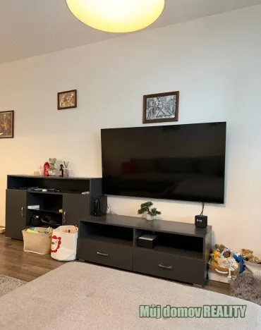 Pronájem bytu 3+kk, Praha - Strašnice, Zvěřinova, 78 m2