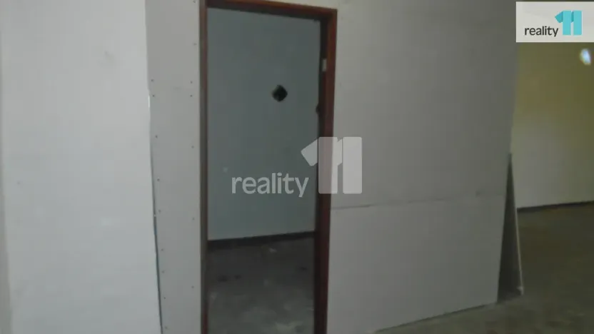 Pronájem skladu, Ostrava - Moravská Ostrava, Výstavní, 150 m2