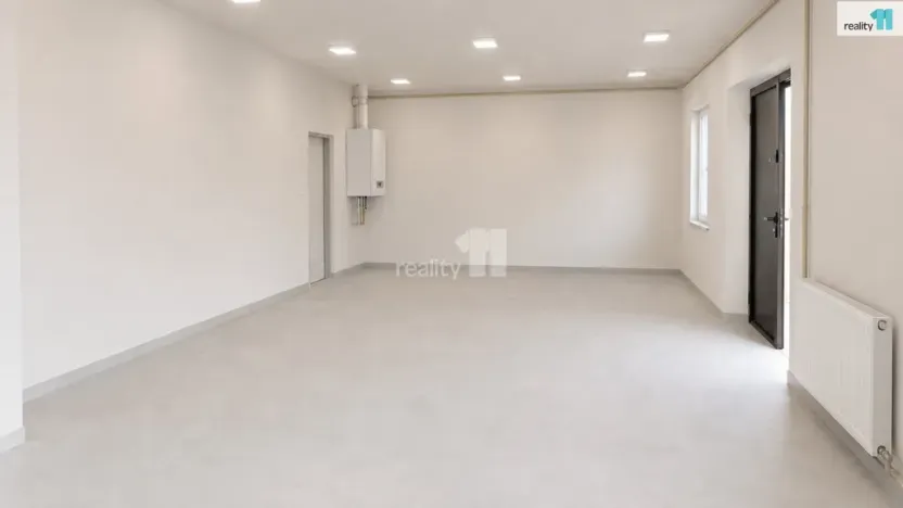 Pronájem skladu, Ostrava - Moravská Ostrava, Výstavní, 150 m2