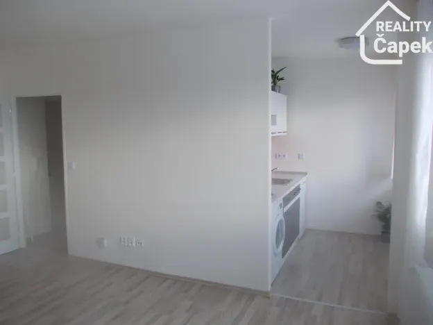 Pronájem bytu 1+1, Ostrava - Poruba, Polská, 30 m2