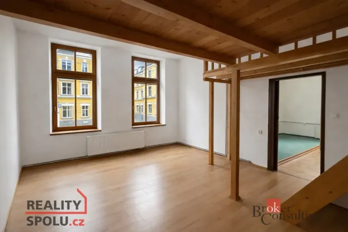 Prodej bytu 3+kk, Trutnov - Střední Předměstí, Jiráskovo náměstí, 78 m2