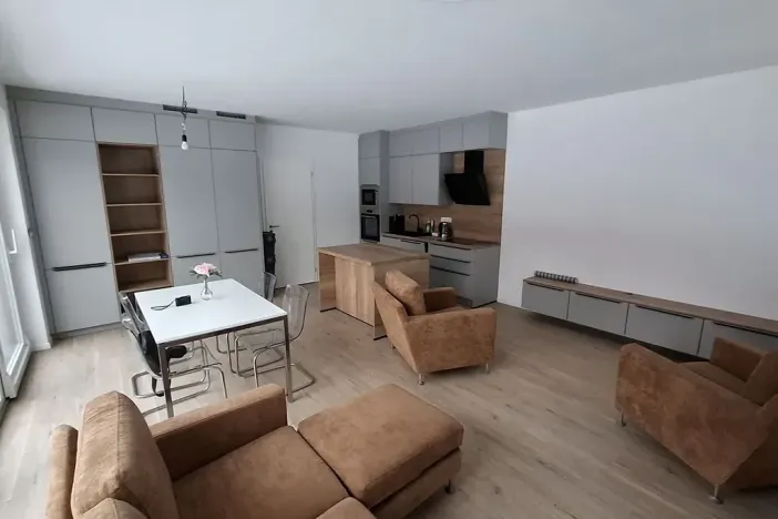 Pronájem rodinného domu, Praha - Újezd nad Lesy, Staroújezdská, 150 m2