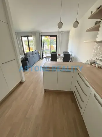 Pronájem rodinného domu, Praha - Ďáblice, Květnová, 172 m2