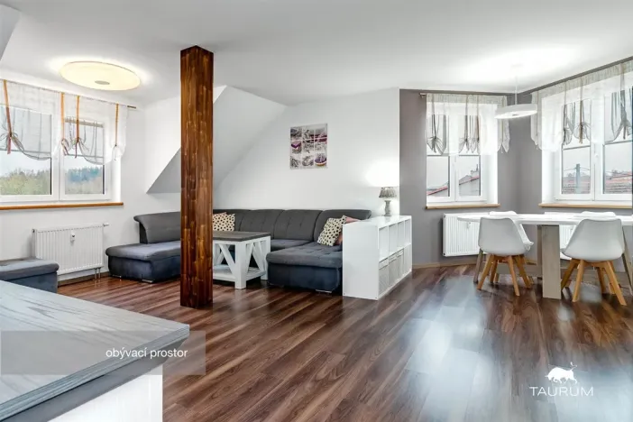 Prodej bytu 3+kk, Tlučná, U Špejcharu, 78 m2