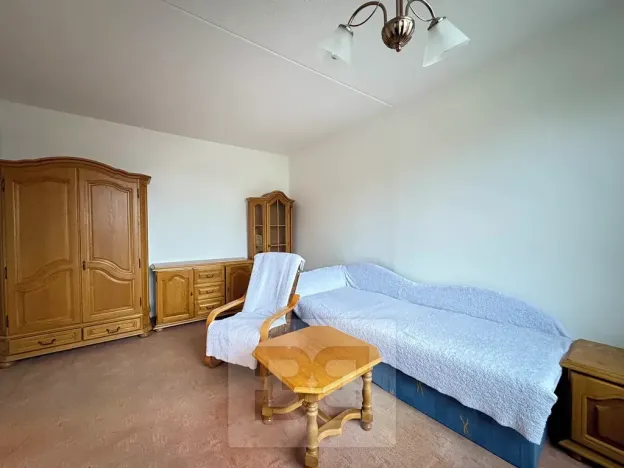 Pronájem bytu 1+1, Hrušovany nad Jevišovkou, Nádražní, 35 m2