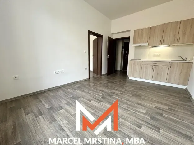 Pronájem bytu 2+kk, Náchod, Tyršova, 30 m2