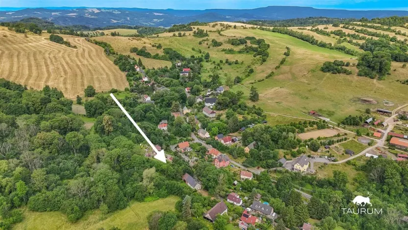 Prodej pozemku pro bydlení, Děčín - Děčín XXX-Velká Veleň, 1179 m2