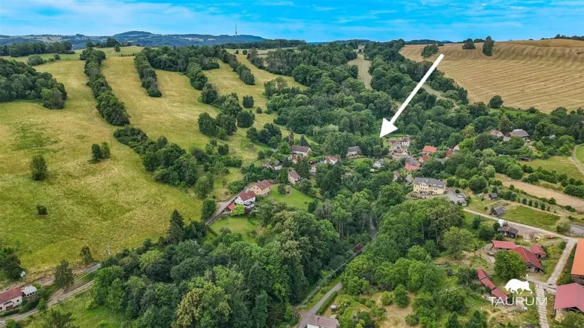 Prodej pozemku pro bydlení, Děčín - Děčín XXX-Velká Veleň, 1179 m2