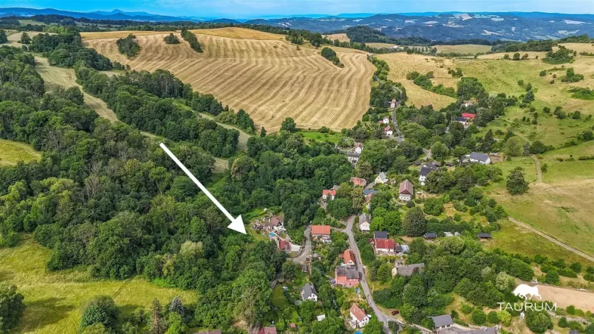 Prodej pozemku pro bydlení, Děčín - Děčín XXX-Velká Veleň, 1179 m2