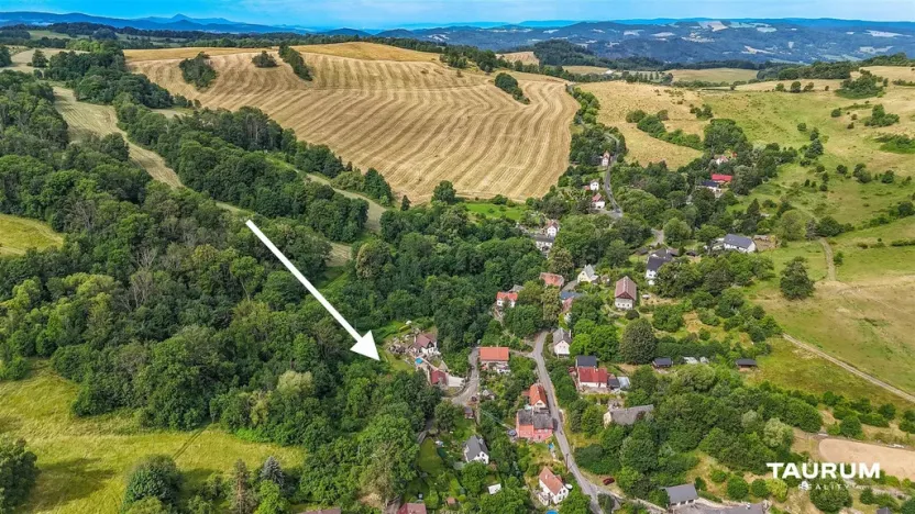 Prodej pozemku pro bydlení, Děčín - Děčín XXX-Velká Veleň, 1179 m2