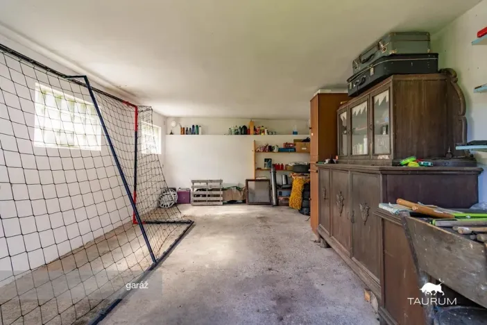 Prodej rodinného domu, Chocenice, 280 m2