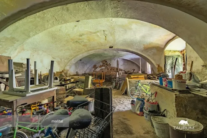 Prodej rodinného domu, Chocenice, 280 m2