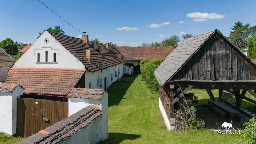 Prodej rodinného domu, Chocenice, 280 m2