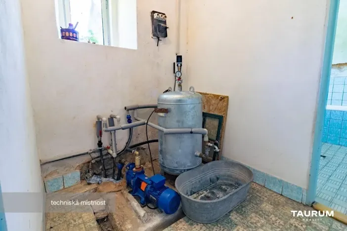Prodej rodinného domu, Chocenice, 280 m2