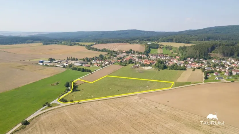 Prodej komerčního pozemku, Těškov, 32456 m2