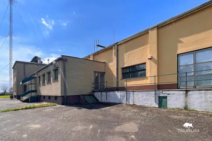 Prodej komerční nemovitosti, Ostrava - Svinov, Ostravská, 1000 m2