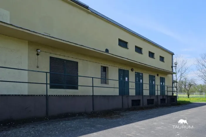 Prodej komerční nemovitosti, Ostrava - Svinov, Ostravská, 1000 m2