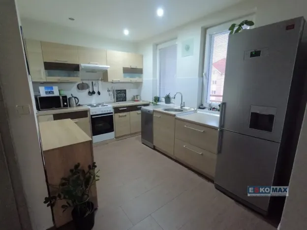 Pronájem bytu 2+kk, Břeclav, Kpt. Jaroše, 72 m2